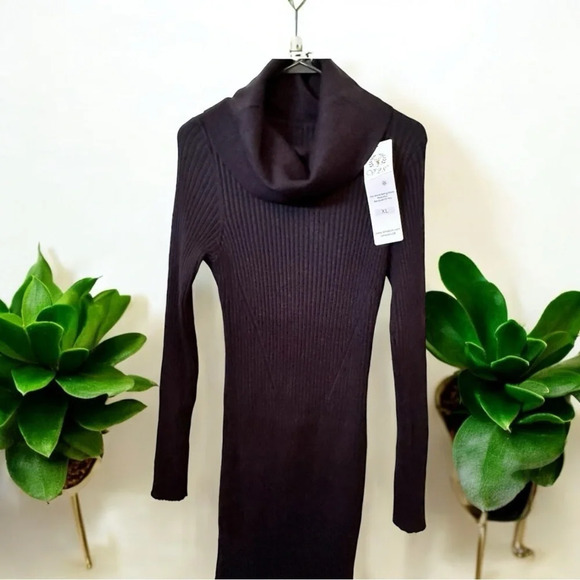 NWT Women’s Cowl Neck Ribbed BodyCon Sweater Dress - Picture 2 of 7